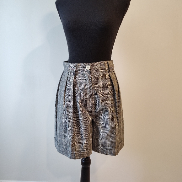 Vintage Glen plaid shorts with pleats - Picture 2 of 5